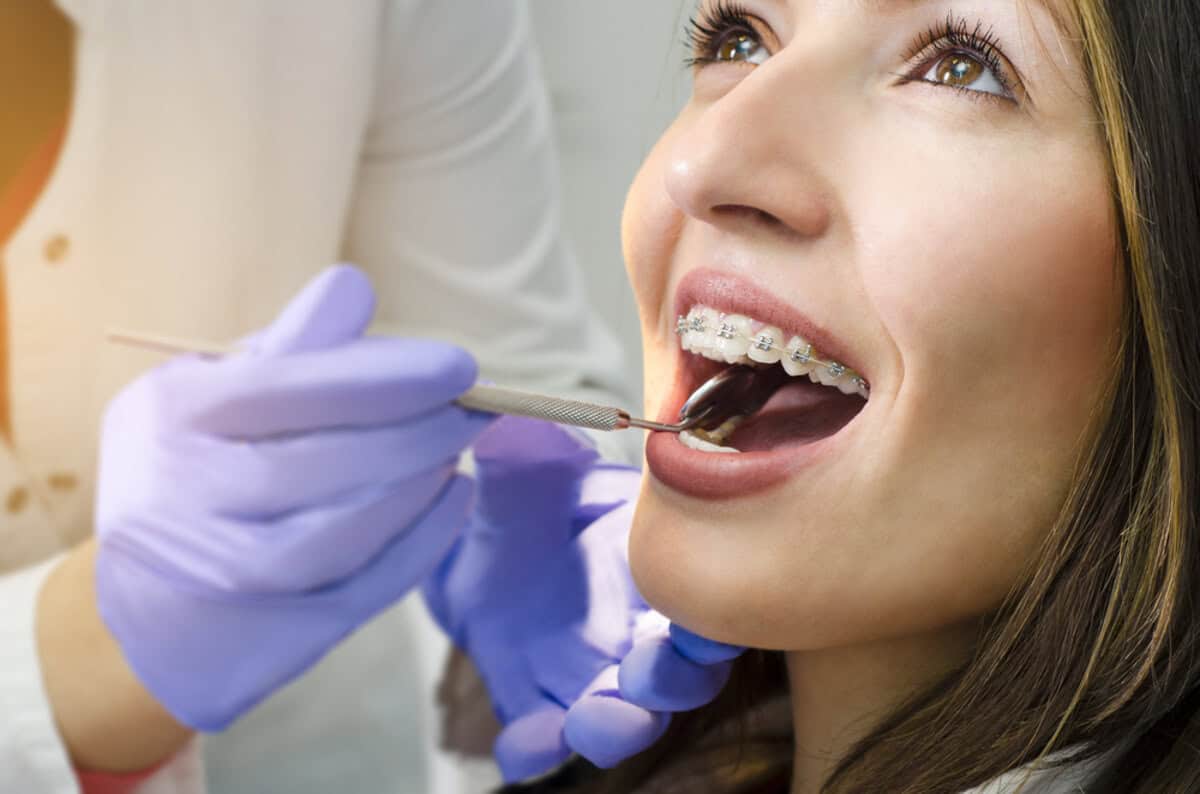 what happens during a comprehensive dental exam